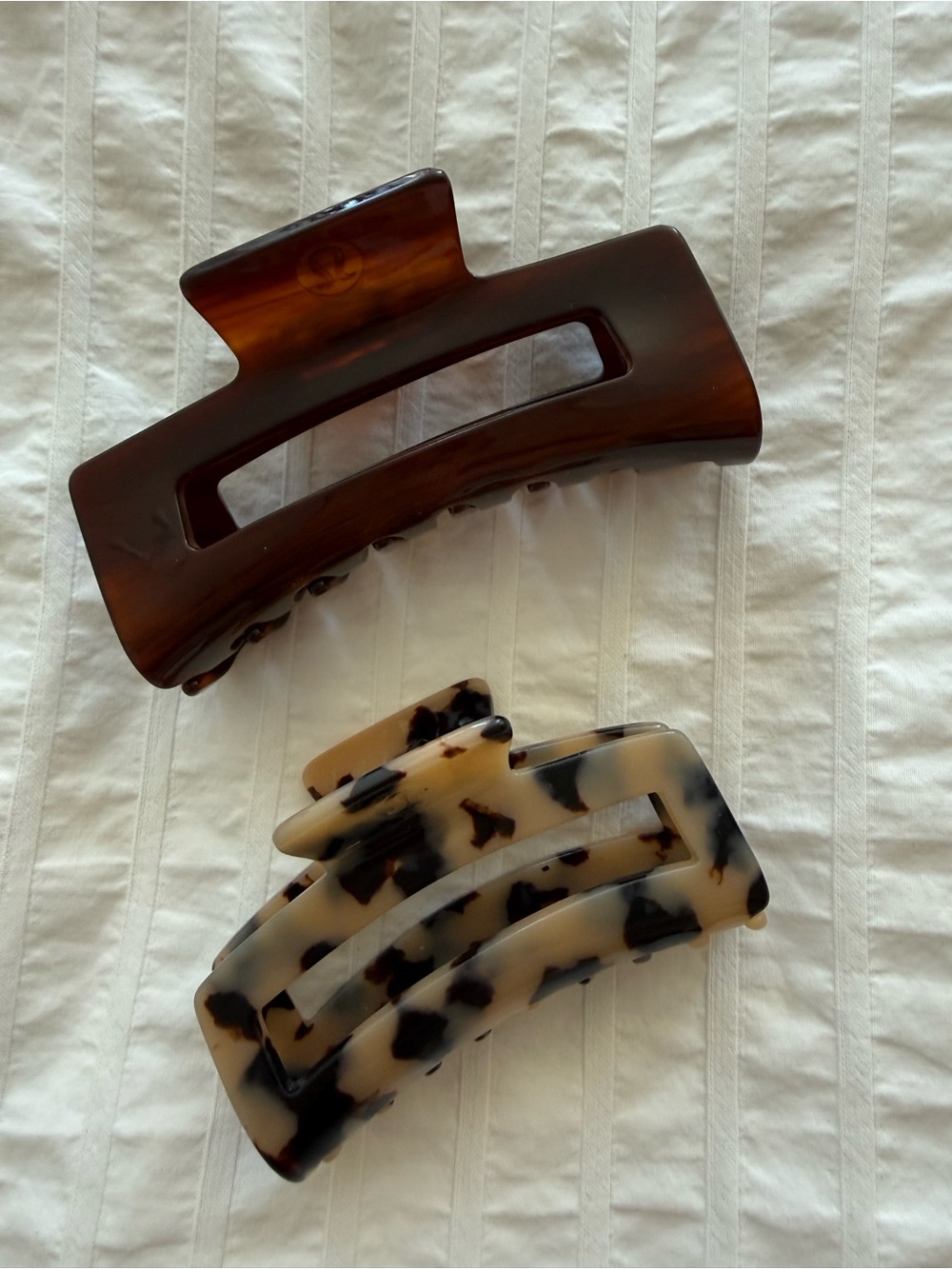 lululemon 2 Pack Claw Clips